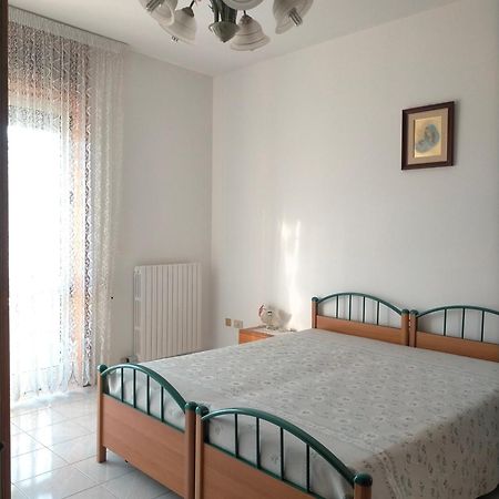 B&B Le Rose Виньякастризи Экстерьер фото