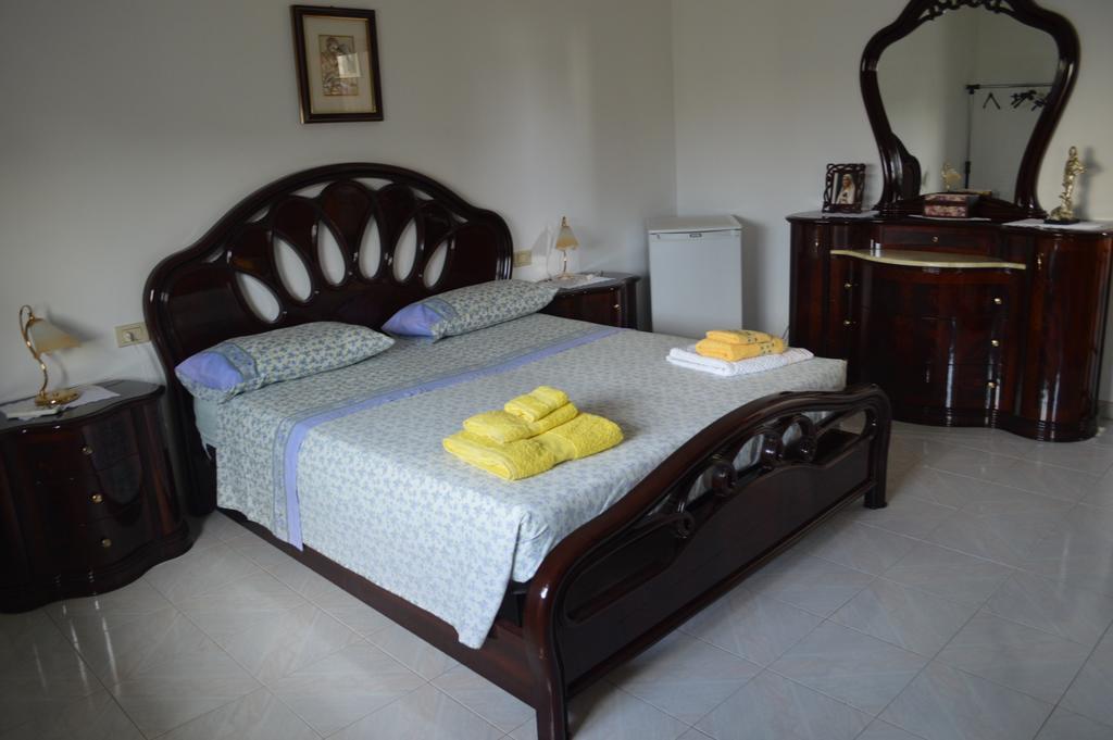 B&B Le Rose Виньякастризи Номер фото